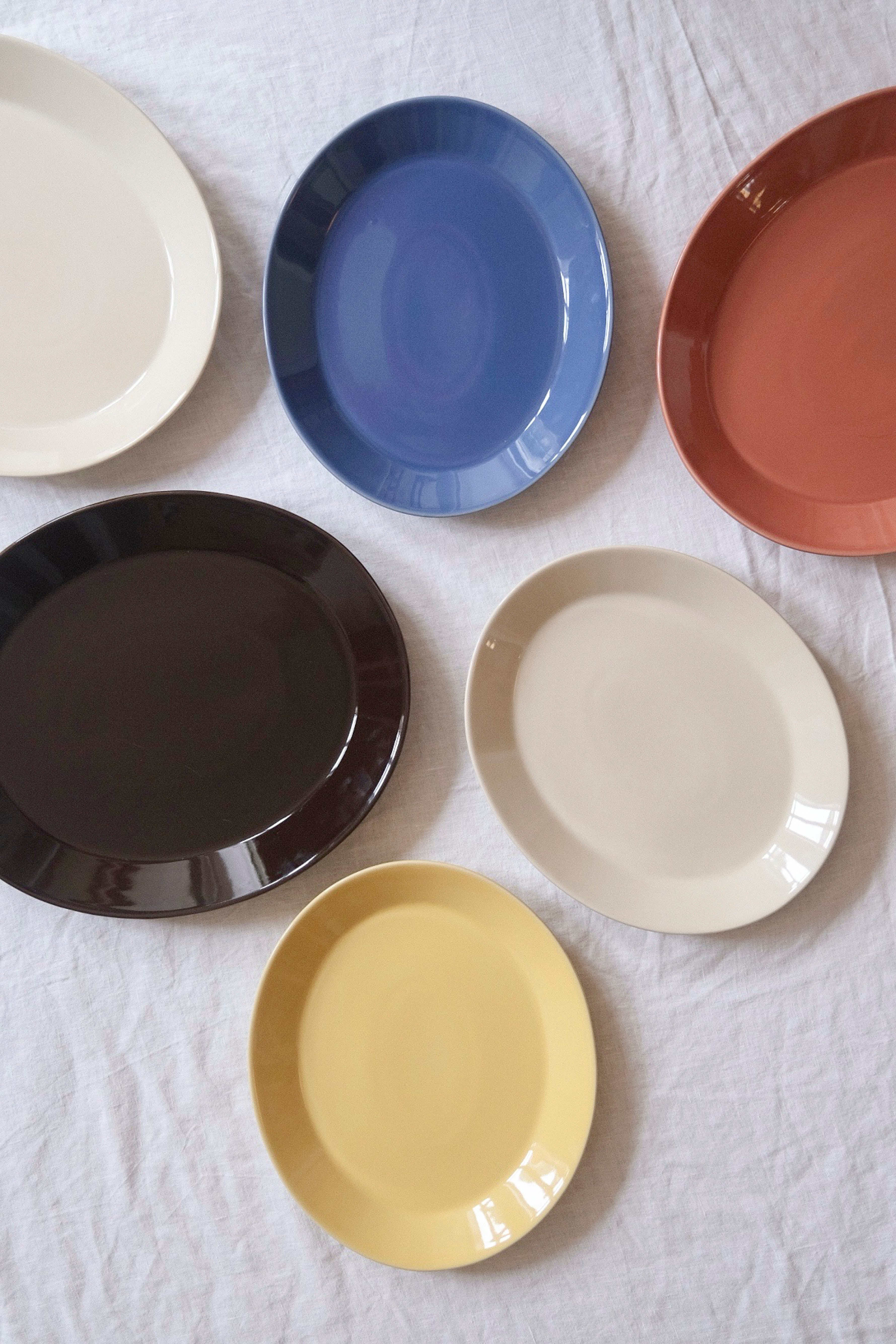 Memphis Oval Dishes