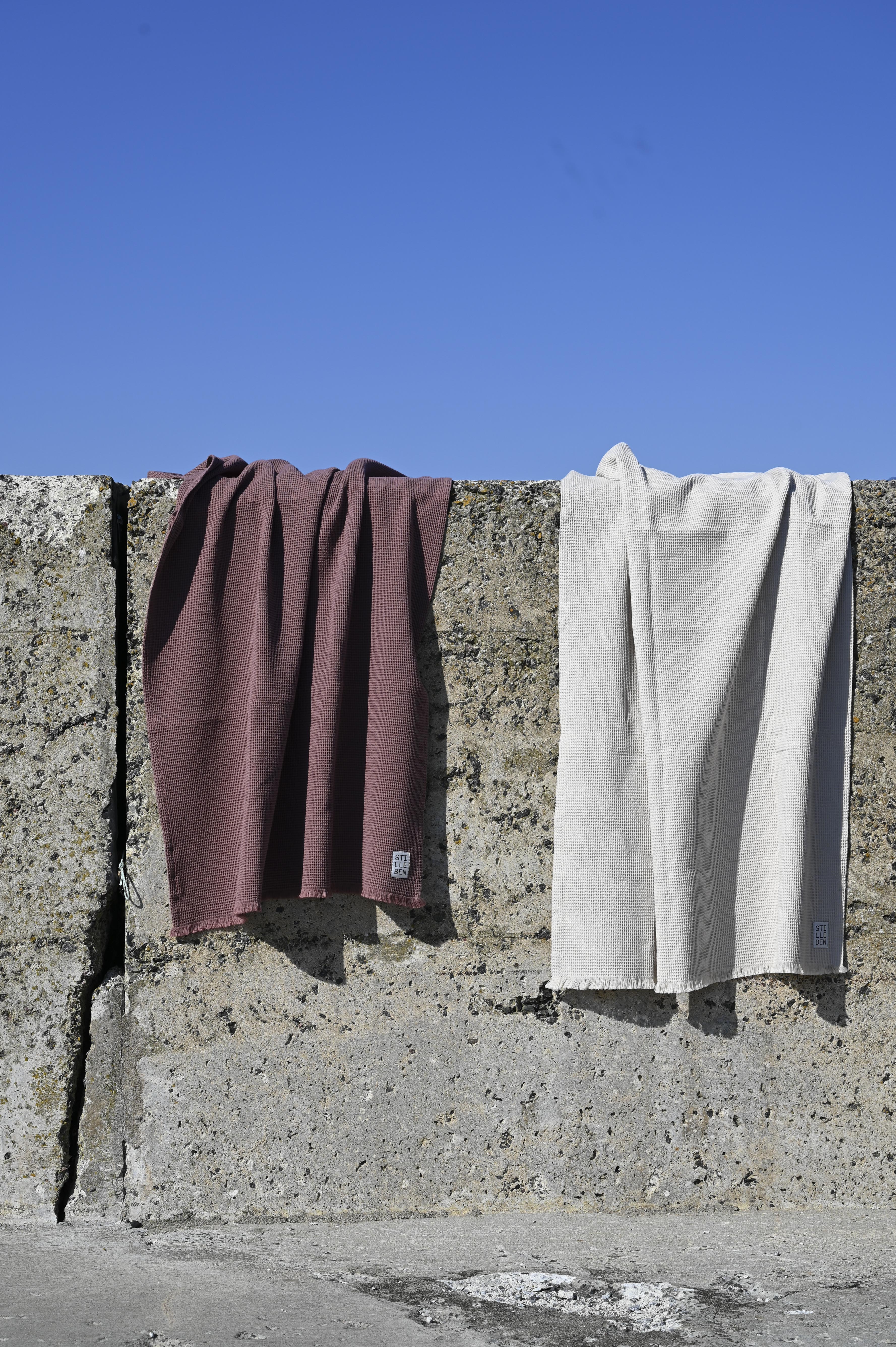 Stilleben Bath Sheet Waffle - 105 x 180 cm Towel Sand