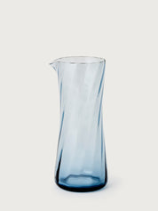 Stilleben Concave Carafe⼁Swirl Carafe Atlantic Blue