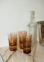 Stilleben Concave Glass - Box of 2⼁Swirl Glass Sepia
