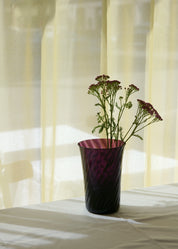 Stilleben Concave Vase - 20 cm⼁Swirl Vase Violet