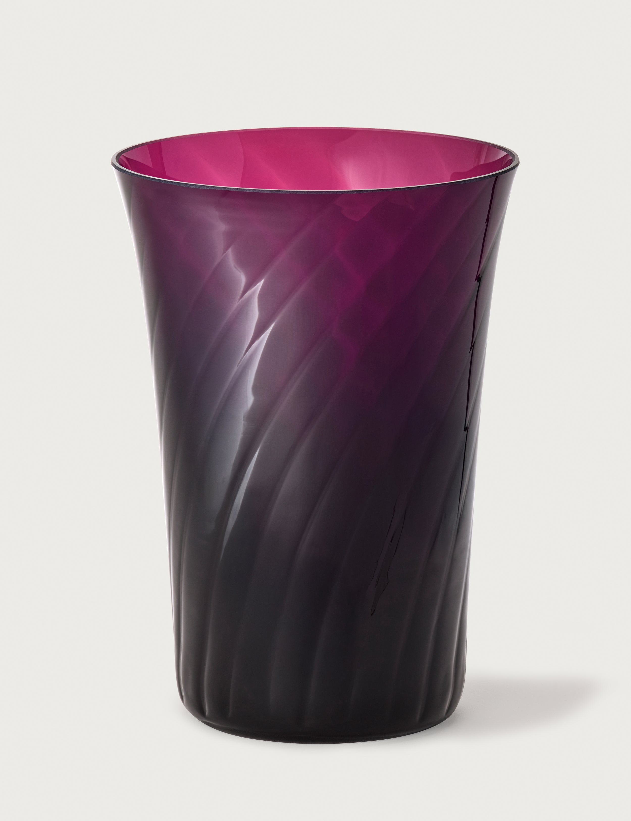 Stilleben Concave Vase - 20 cm⼁Swirl Vase Violet
