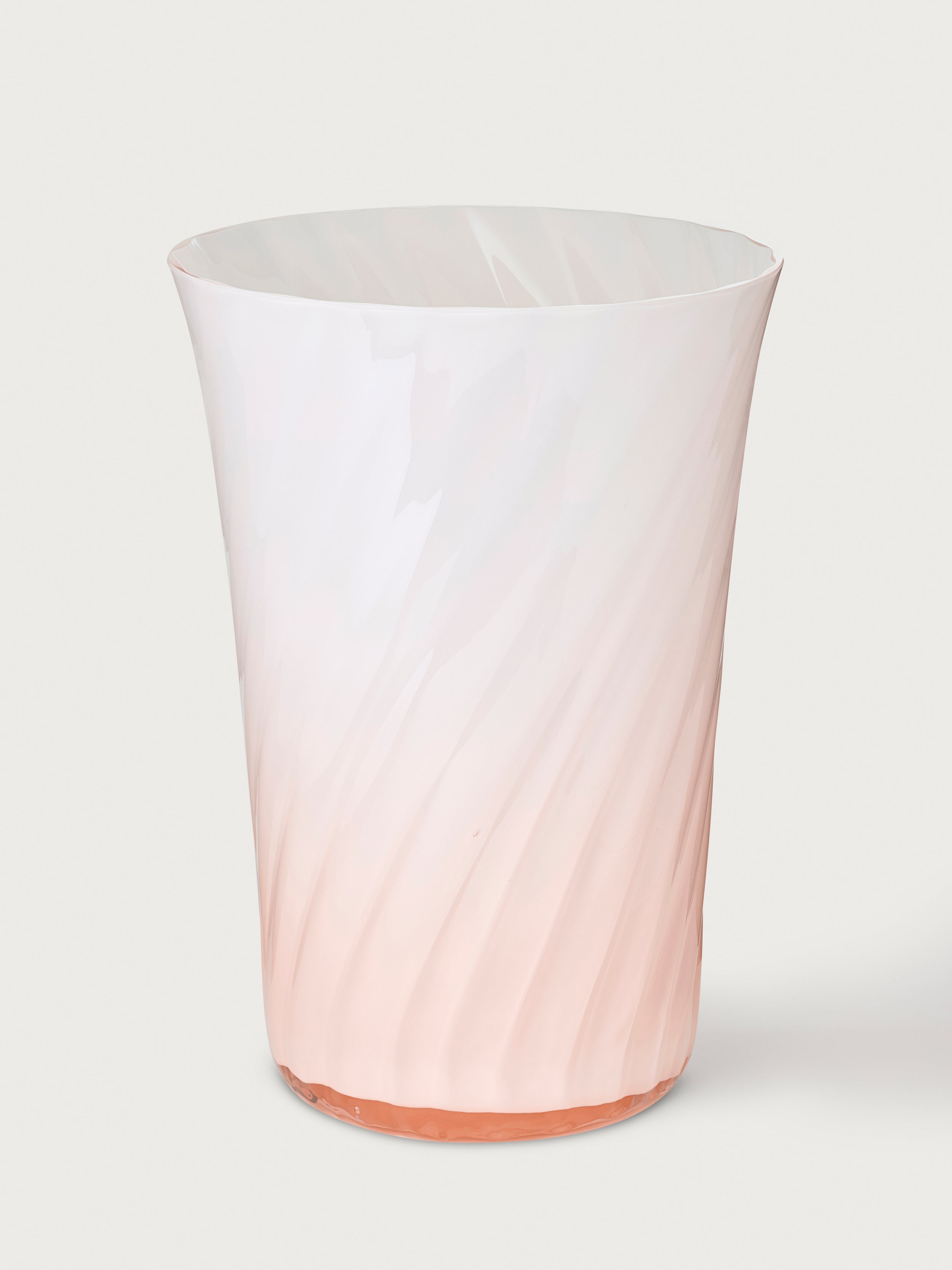 Stilleben Concave Vase - 20 cm⼁Swirl - Opal Edition Vase Rose Opal