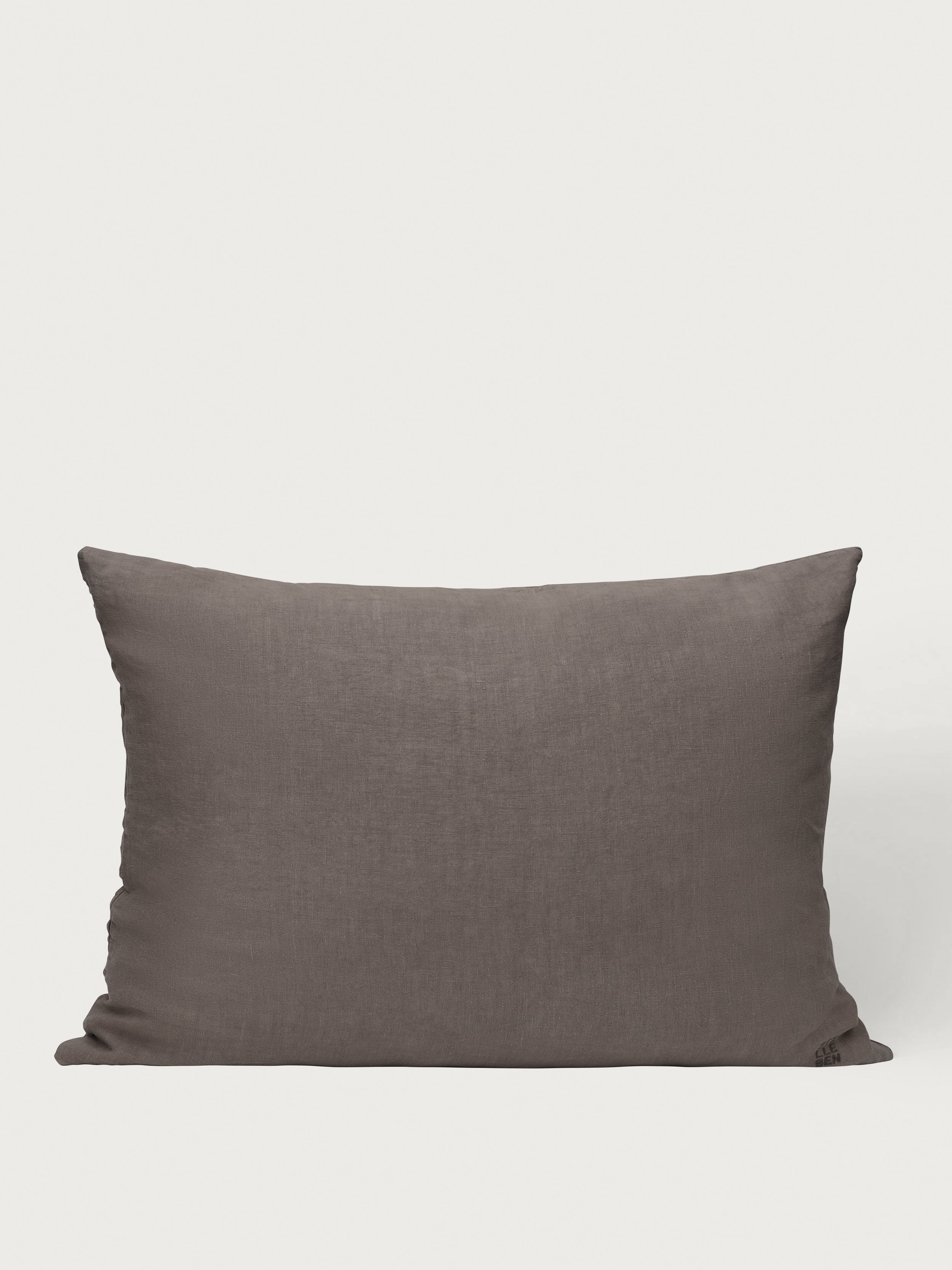 Stilleben Cushion Cover - 50 x 70 cm Cushion Cover Dark Brown