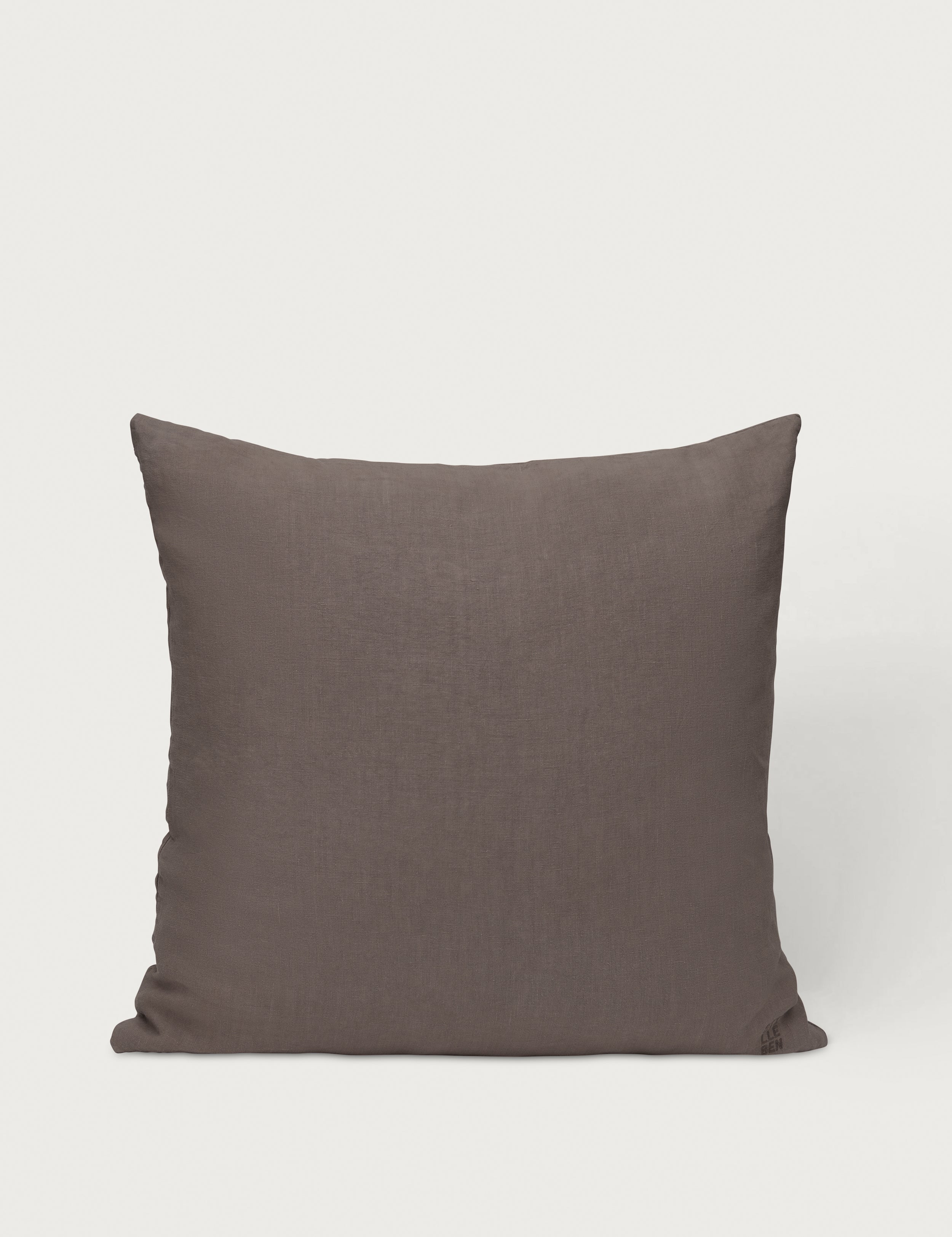 Stilleben Cushion Cover - 65 x 65 cm Cushion Cover Dark Brown