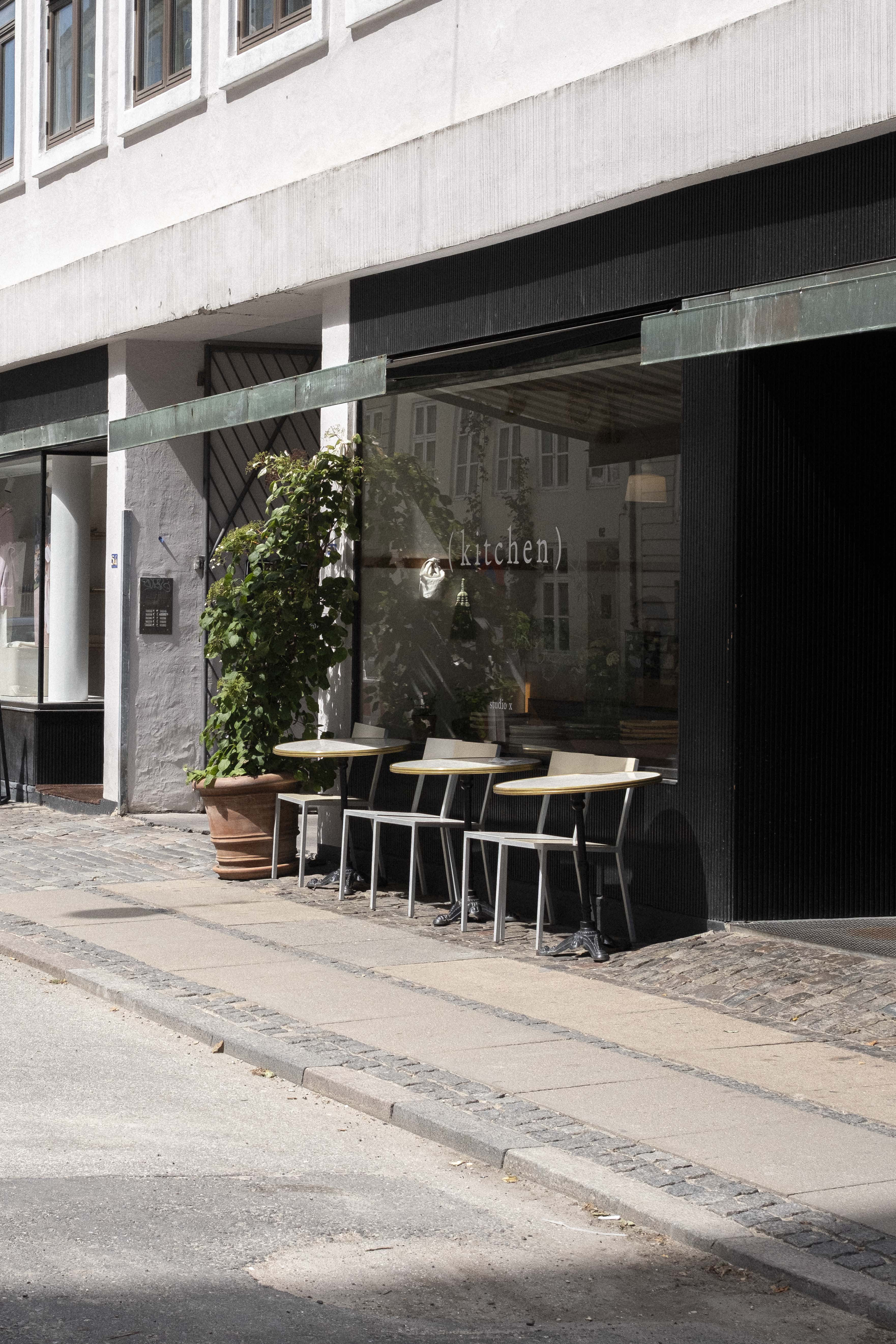 STILLEBEN-CITY-GUIDE_013_LOW.jpg