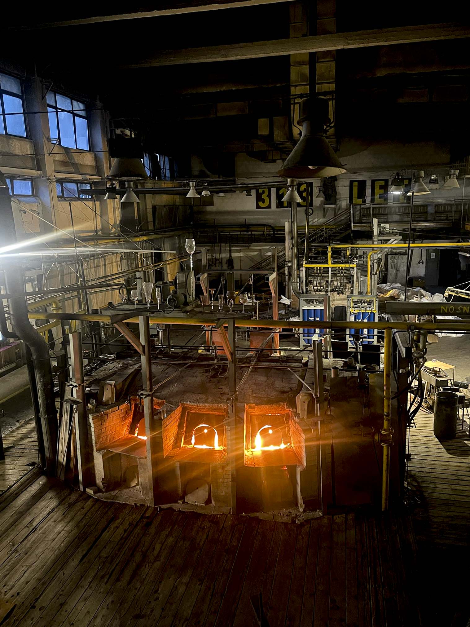 STILLEBEN-glass-factory012_LOW.jpg