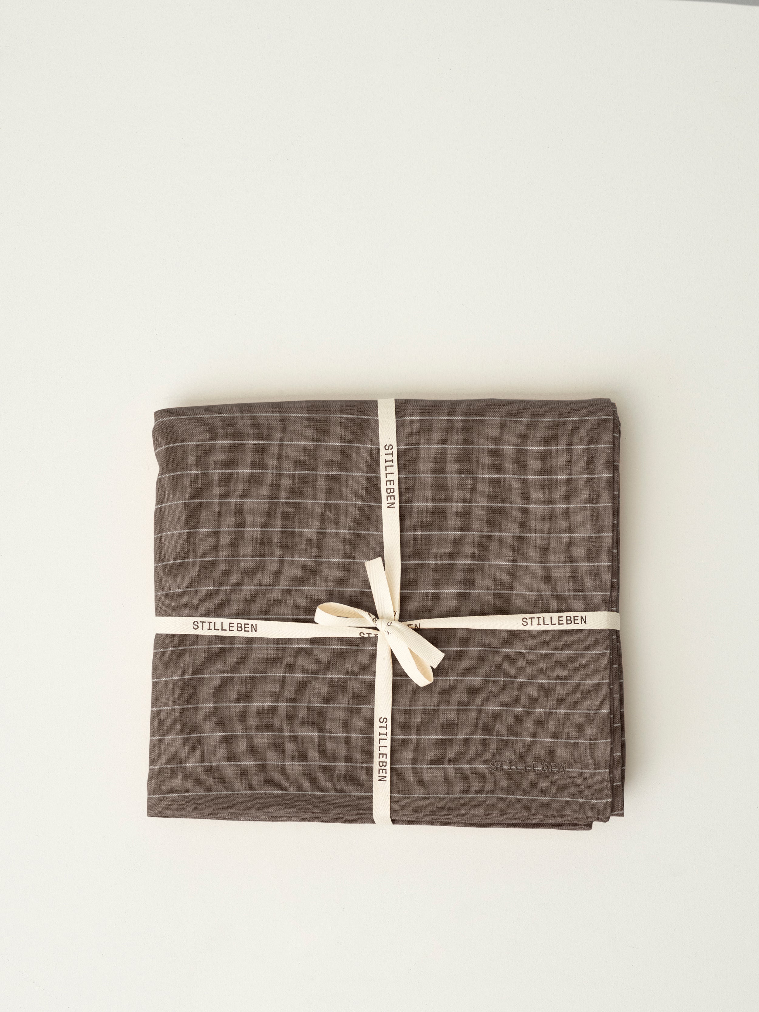Stilleben Tablecloth - 140 x 200 cm Tablecloth Brown/Limestone