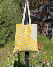 Stilleben Tote Bag Bag Yellow