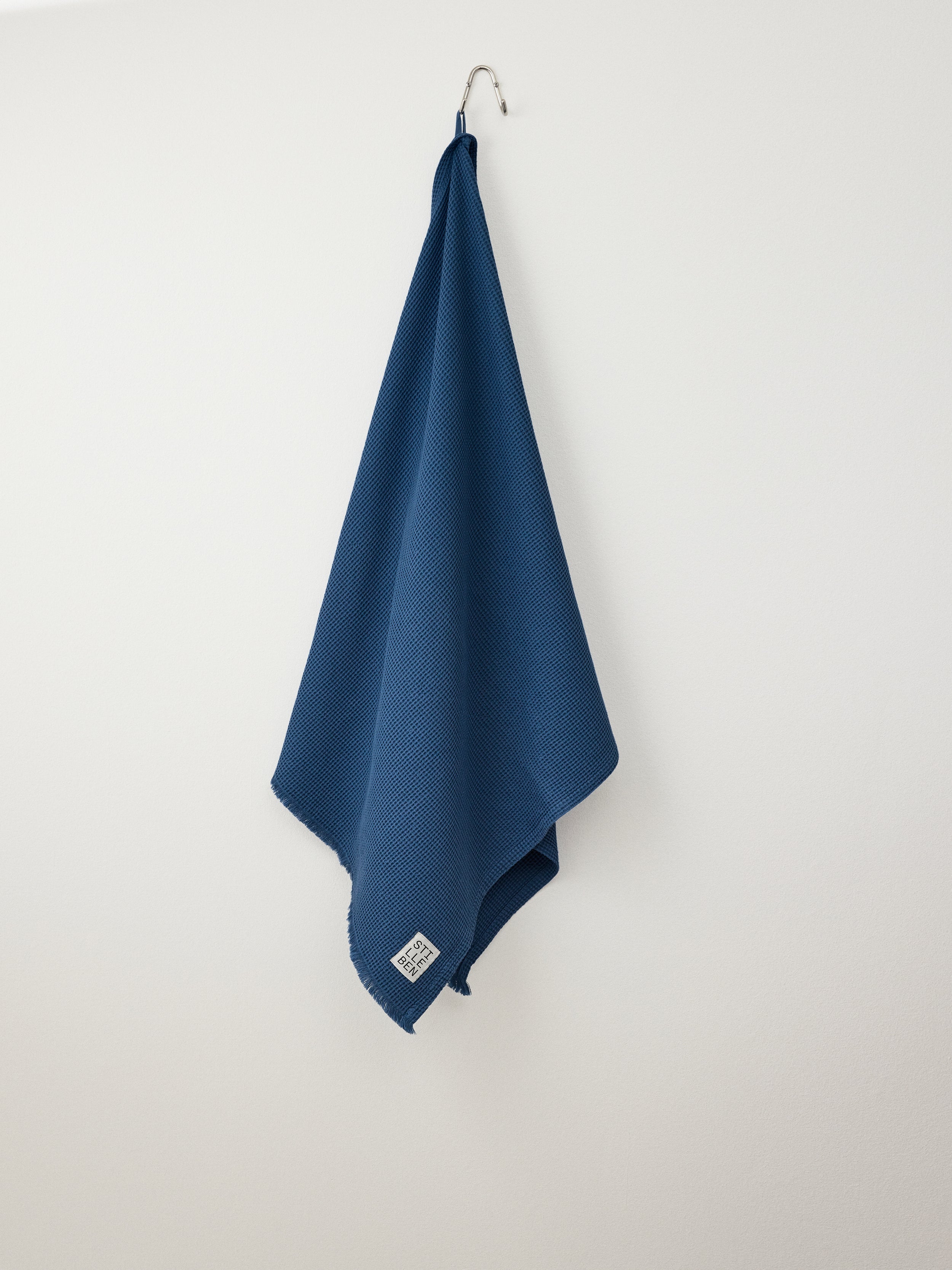Stilleben Bath Towel Waffle - 80 x 160 cm Towel Indigo Blue